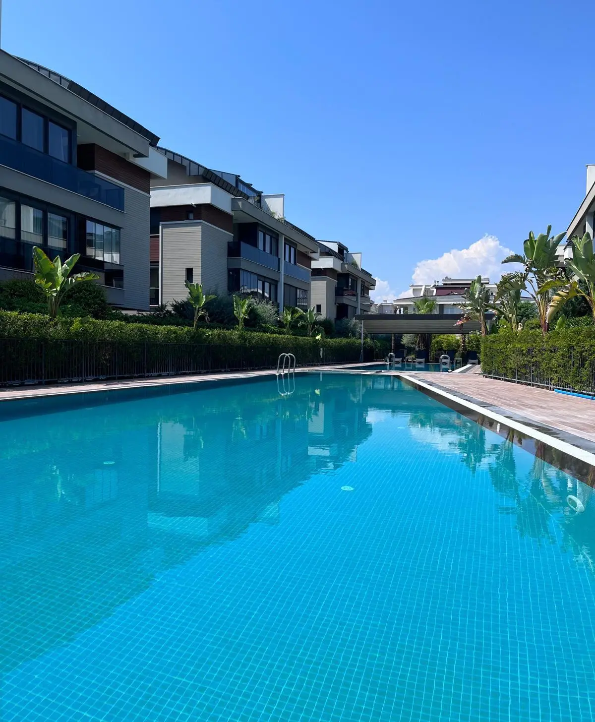 Property in Guzeloba
